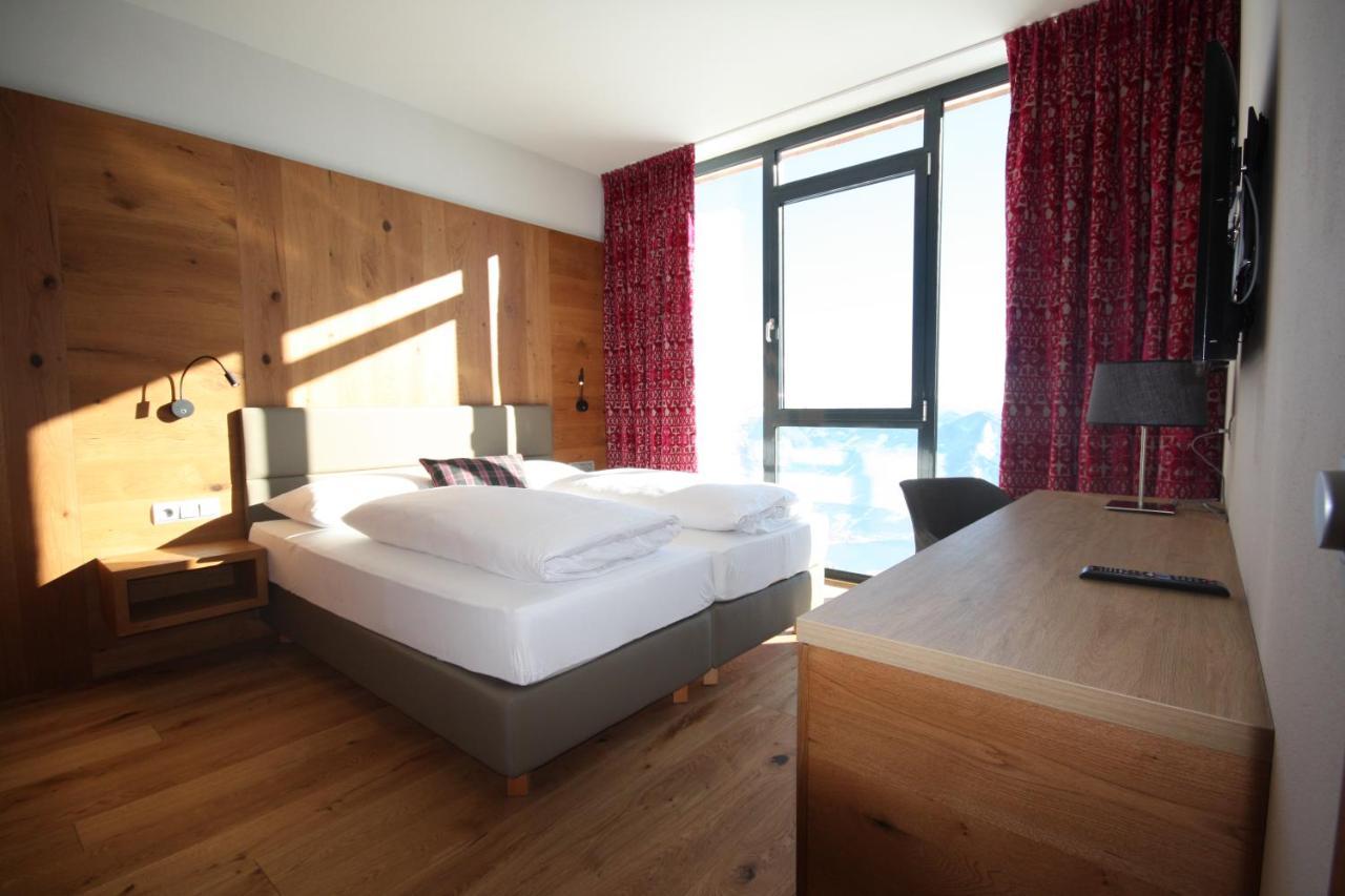 Berghotel Schmittenhoehe - 2000M Zell am See Room photo